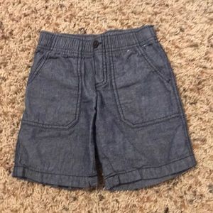 Boys shorts. Size 4t. Great condition